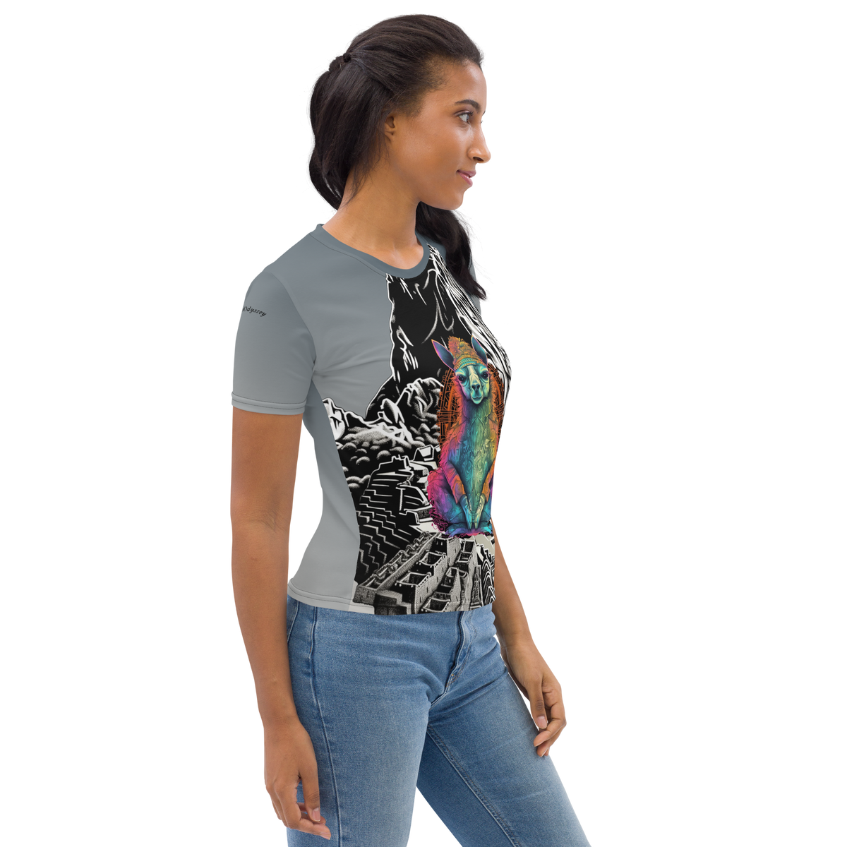 Meditating Alpaca at Machu Picchu Women&#39;s T-shirt