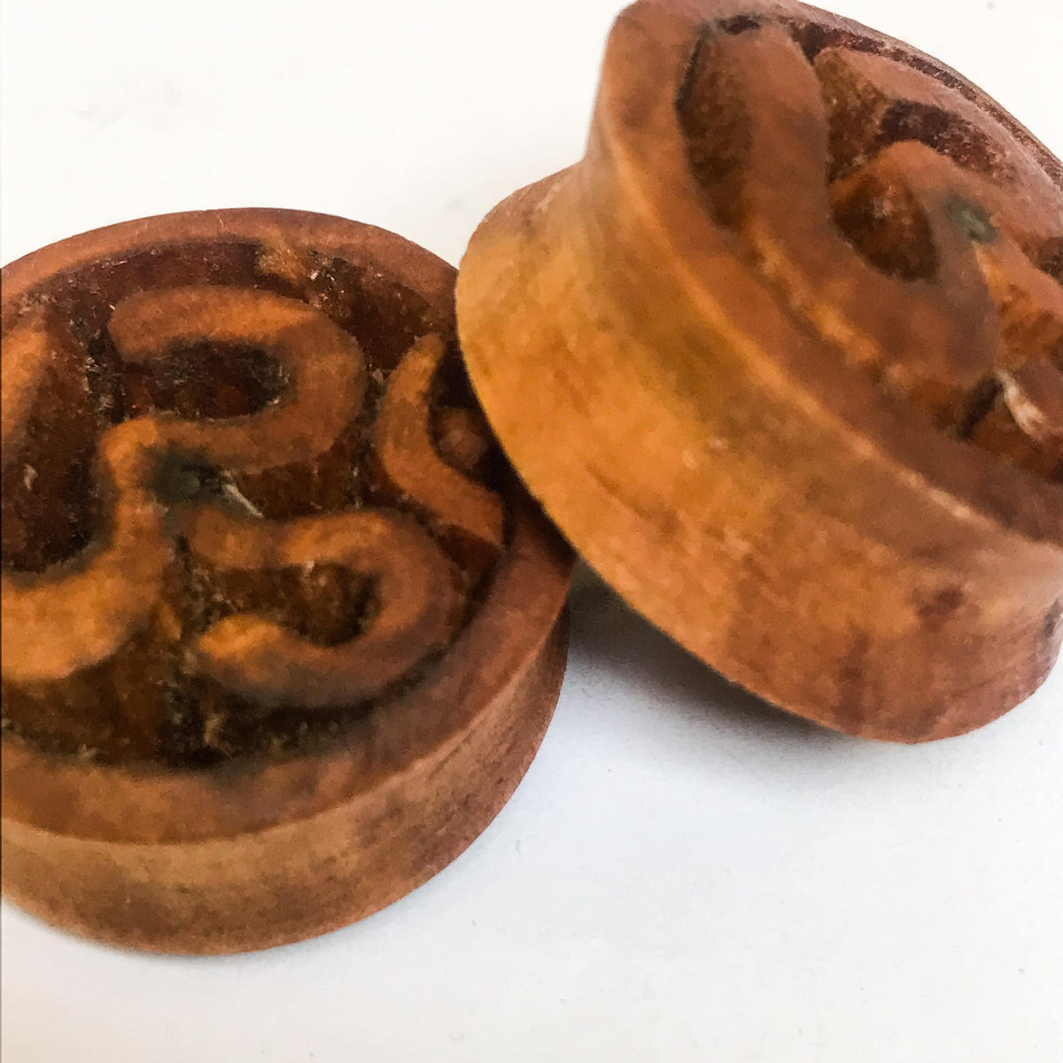 OM Sandalwood Ear Plugs (7/8 inch)