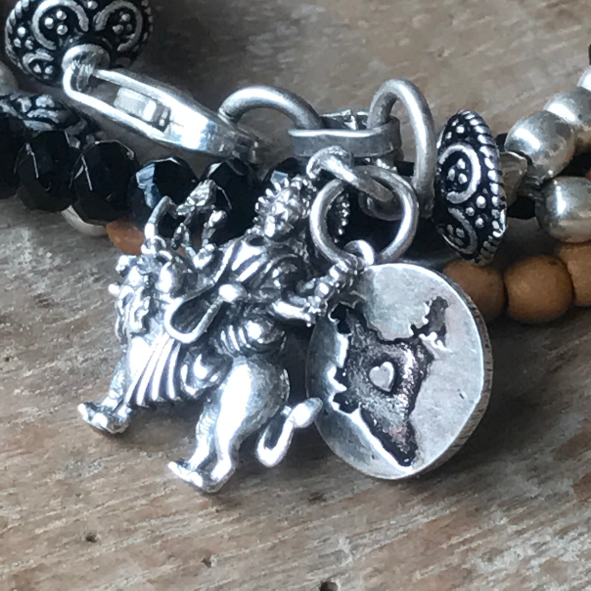 Arizona Turquoise, Sandalwood &amp; Tulasi Wrap Bracelet IndiOdyssey