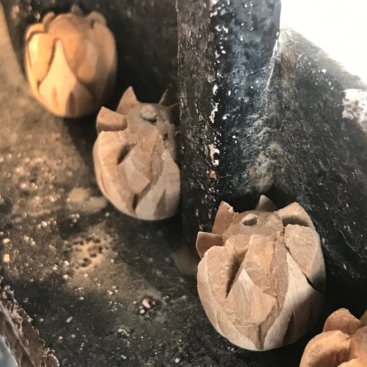 Lotus Blossom Tulsi Pendant (5pcs)