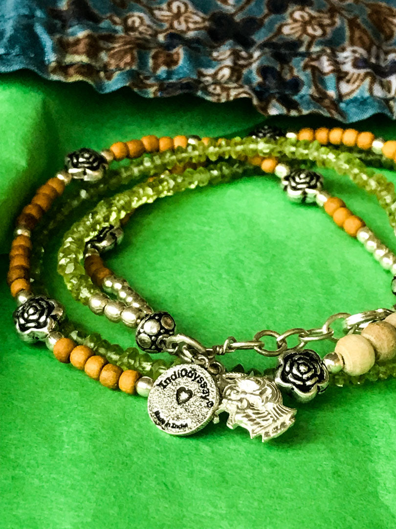 Peridot, Sandalwood &amp; Tulasi RadhaKrishna Wrap Bracelet IndiOdyssey