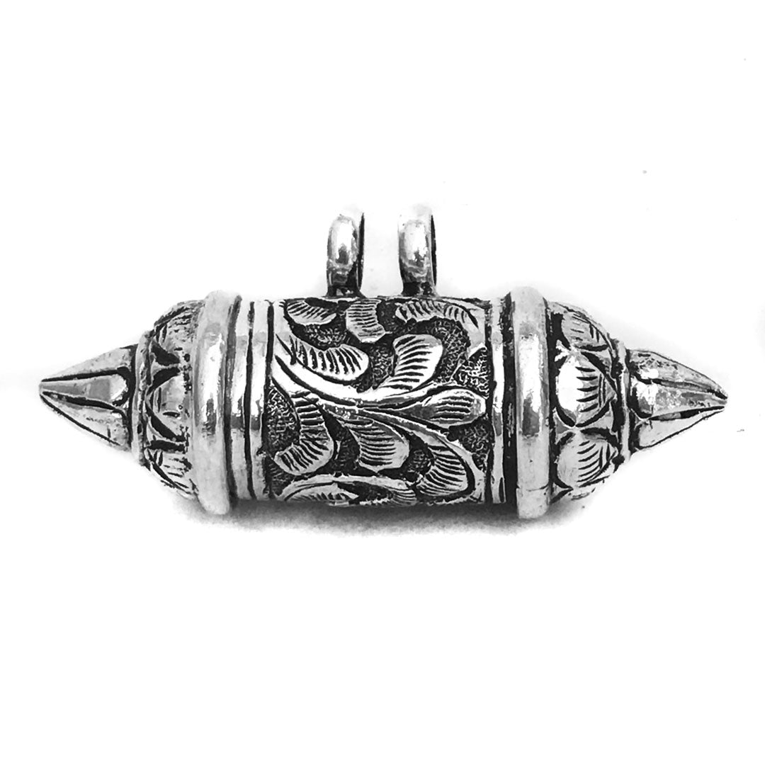 額縁 KAVACH Woven Cloud Clutch - Metallic Silver – Accessory Concierge