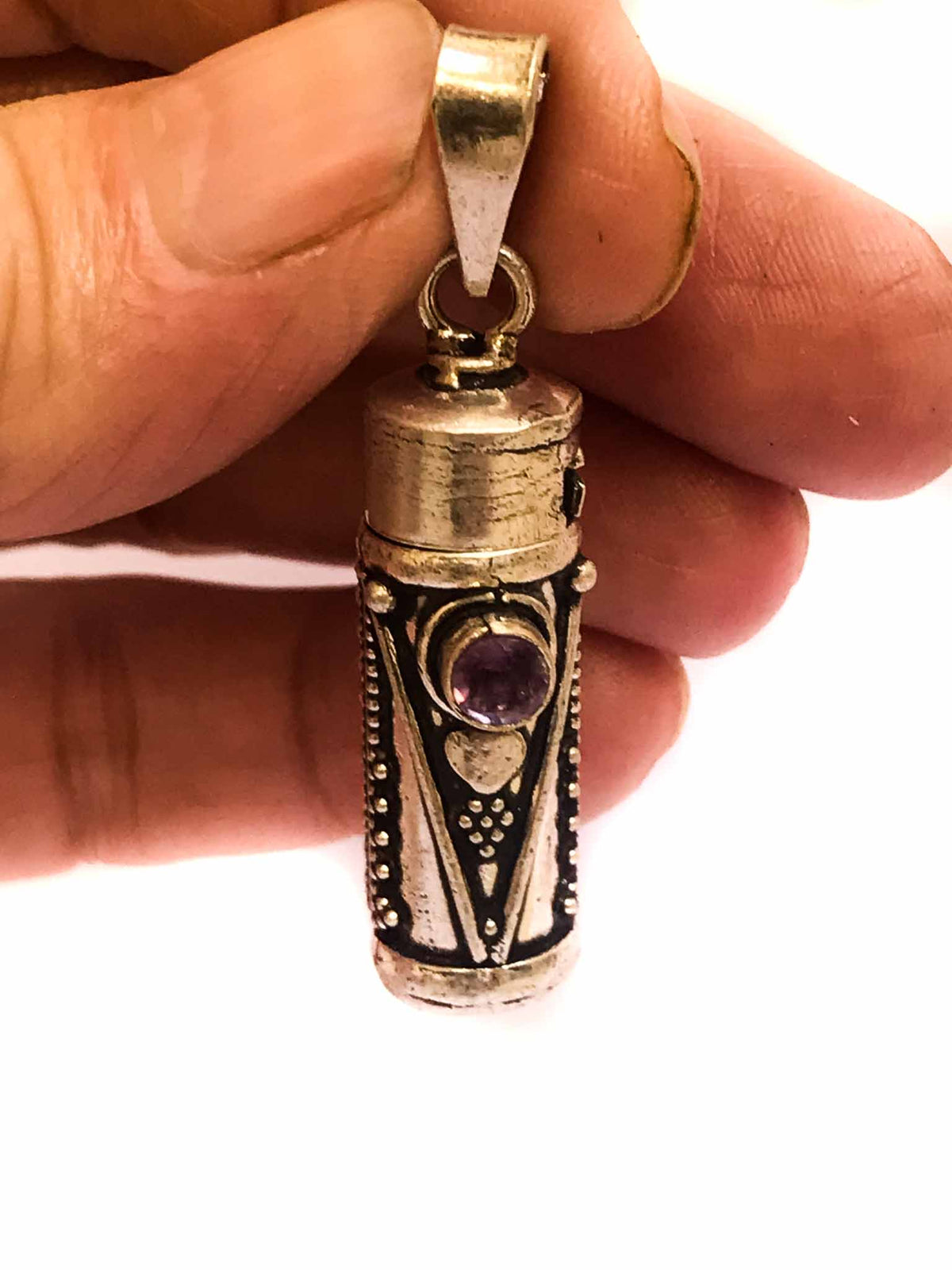 Large Vertical Kavach with Amethyst