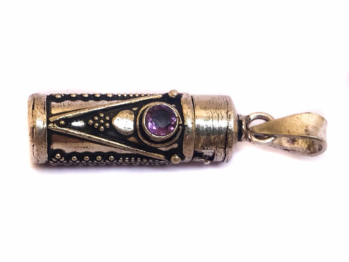Large Vertical Kavach with Amethyst