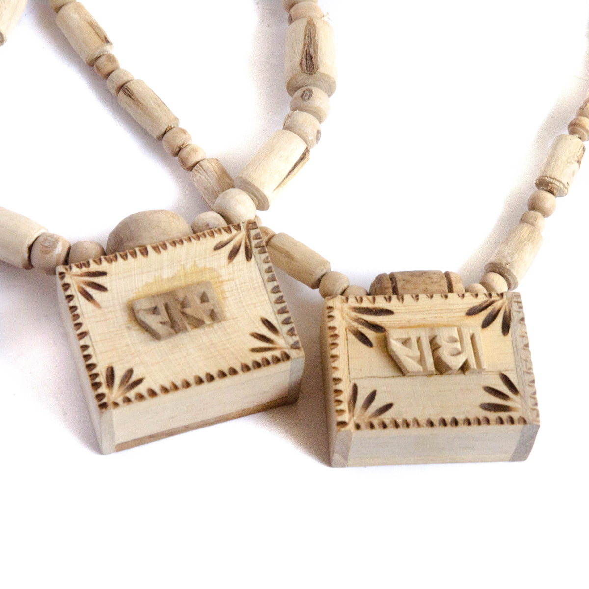 Tulsi Necklace Wood Kavach with Bhagavad Gita &amp; Vrindavan Dust