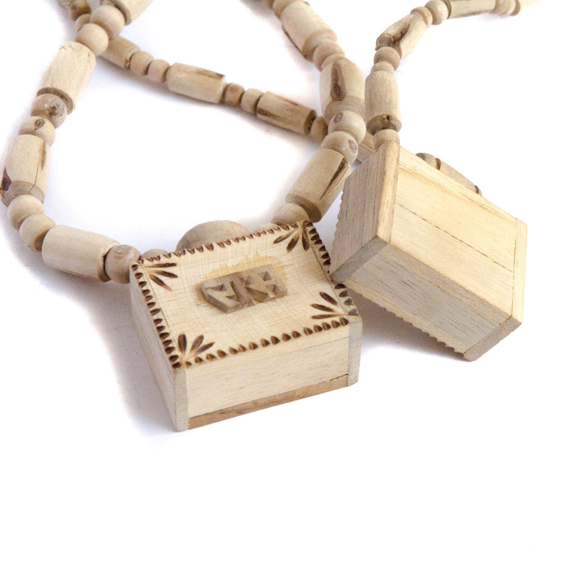 Tulsi Necklace Wood Kavach with Bhagavad Gita &amp; Vrindavan Dust